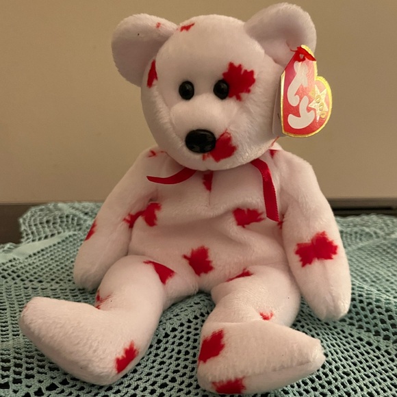TY Beanie Baby Chinook Maple Leaf Bear 2000 - Picture 1 of 1